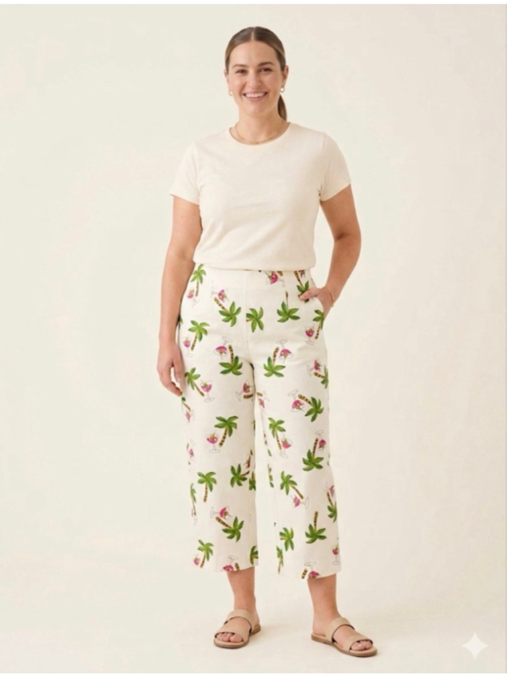 BRIGGS NEW YORK White Palm Tree Capri Pants Size 12